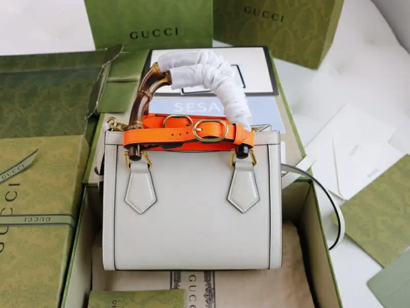 gucci aaa qualite sac a main  pour femme s_11146311